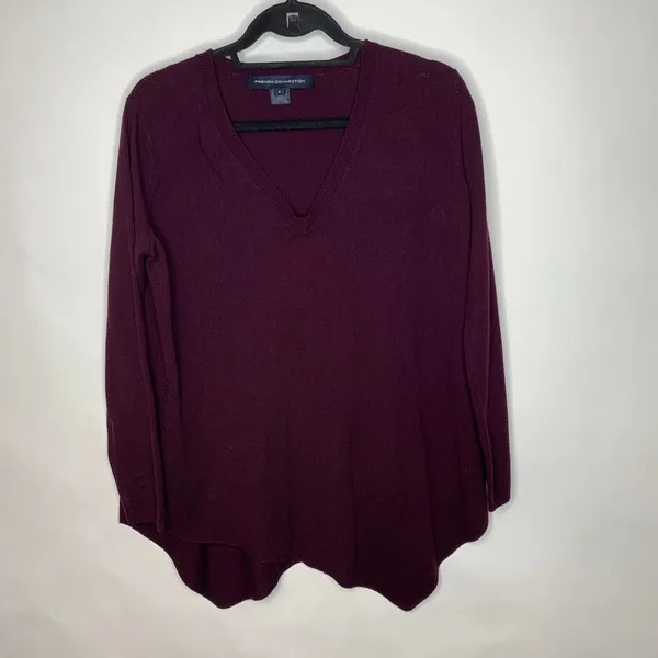 French Connection Burgundy V Neck Sweater Asymmetric Hem Sz Small - Image 5
