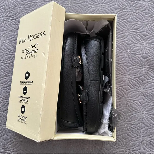 NIB/NWT Black Kim Rogers Cheryl Loafer Flats - Image 5