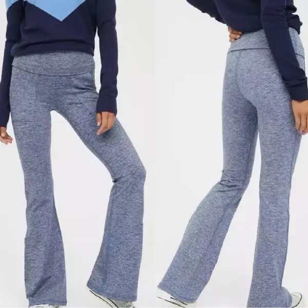 Aerie flare leggings - Image 3