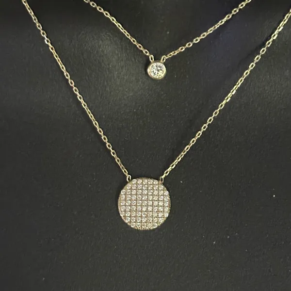 Dainty 925 gold layered pave crystal disc necklace - Image 2