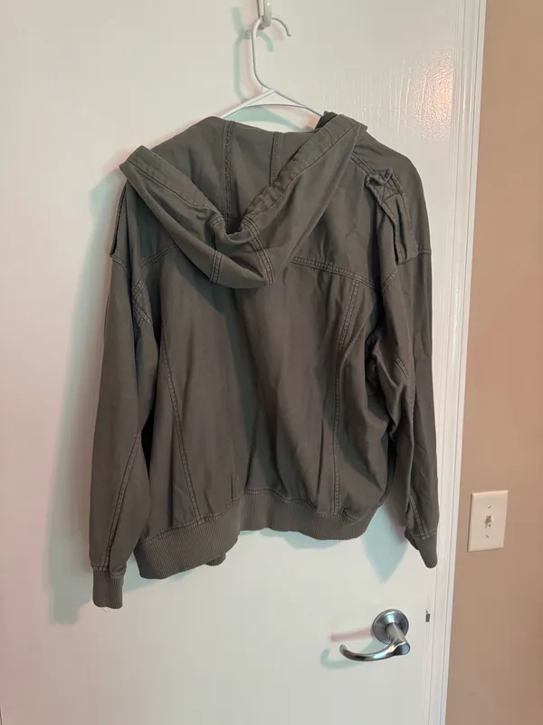 American Eagle Outfitters Jacket - Image 3