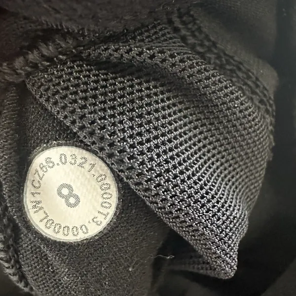 Lululemon Nulu Twist-Back Yoga Tank Top 8 Black Light Support C/D Cups Wisteria - Image 4