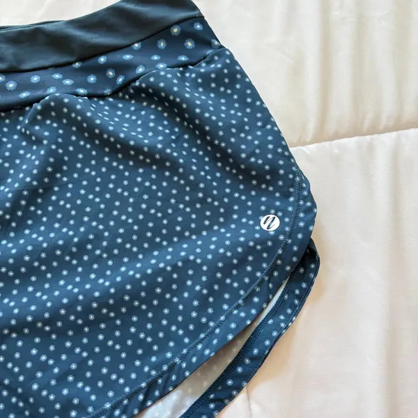 Active Teal Blue Floral Running Shorts XL Mid Rise Dolphin Hem Athletic Yoga - Image 2