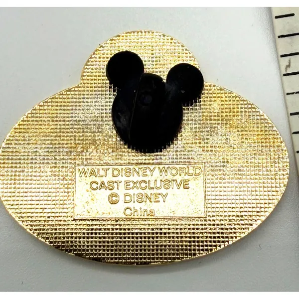 Disney Pin 100 Years of Magic WALT Name Tag Cast Exclusive WDW 2001 Mickey Badge - Image 3