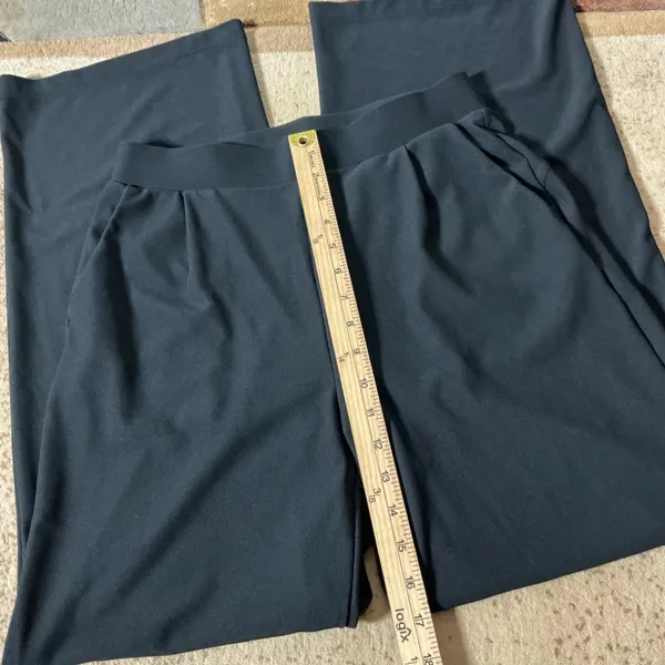 Halara High Waisted Wide Leg Dress Pants Womens M Black Flowy Work Yoga Trousers - Image 4