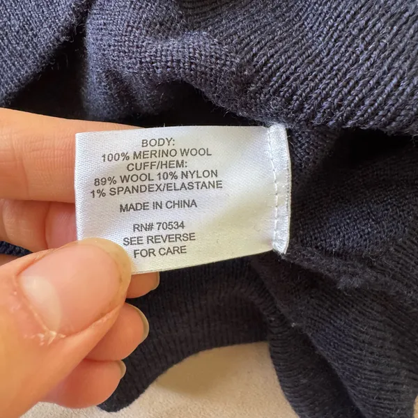 Orvis Merino Wool 1/4-Zip Sweater - Image 4