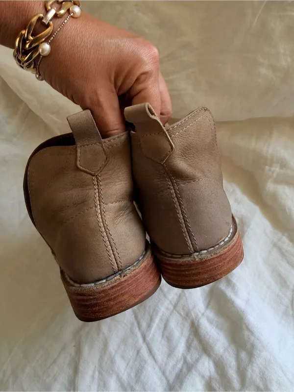 Tory Burch Taupe Leather Pull-Tab Chelsea Booties - Image 6