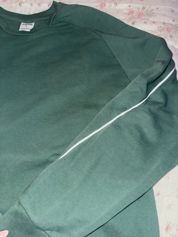 Gymshark Crewneck Sweatshirt - Image 5