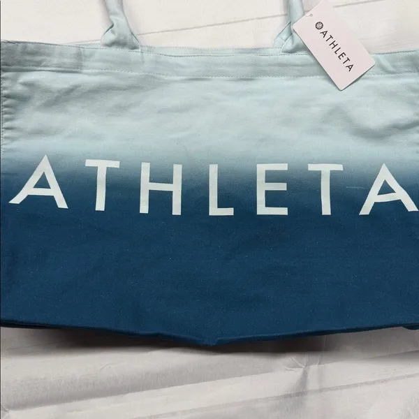 Athleta NWT Ocean Blue Ombre Large Canvas Gym Travel Beach Tote Bag - Image 5
