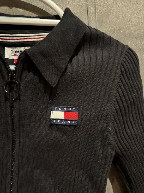 Tommy Hilfiger Sweater - Image 3