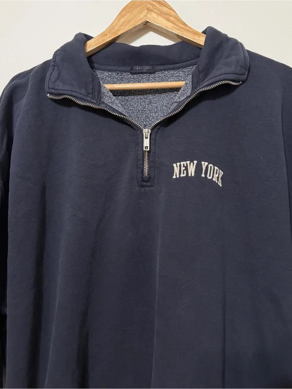 Brandy Melville New York Quarter Zip Sweater Large Pullover - Image 3