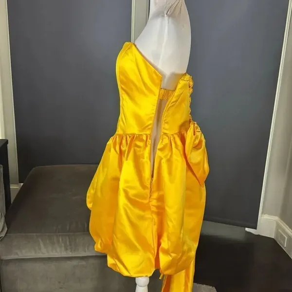 Short Yellow Strapless Homecoming Prom Dress Corset Back Bow Puffy Skirt Size M - Image 8