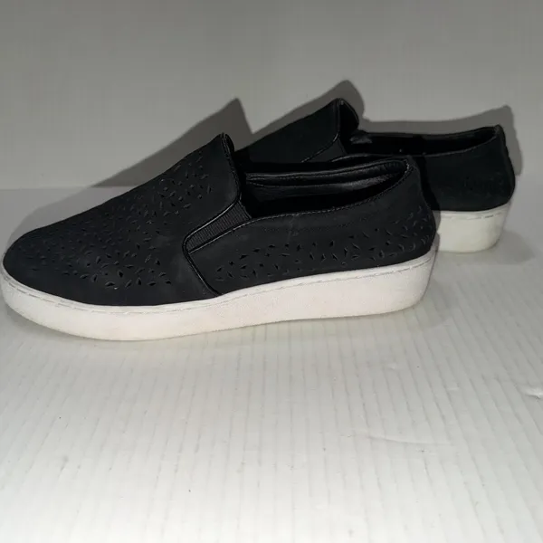 Vionic Shoes Womens 7.5 Black Leather Perforated Slip On Comfort Casual Sneakers - Image 6
