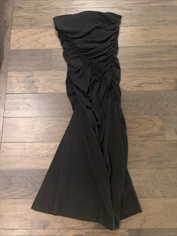 New With Tags Anthropologie Gabbie Strapless Ruched Tube Dress by Celandine - Image 4