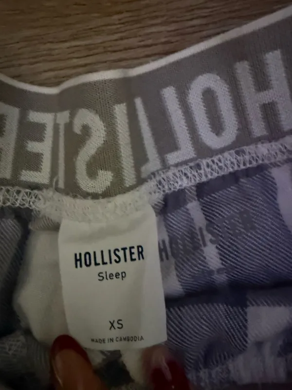 Hollister  - Image 2