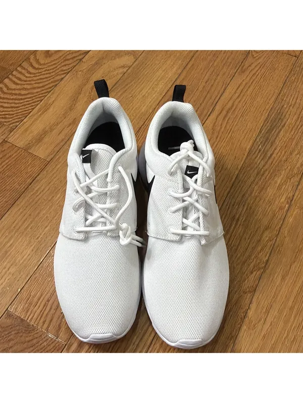 Size US 11 Nike Women’s Roshe One Running Shoes White/Black 844994 101 - Image 5