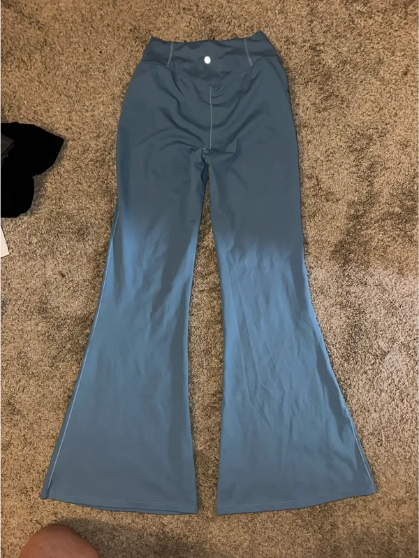 Halara Leggings Flare - Image 4
