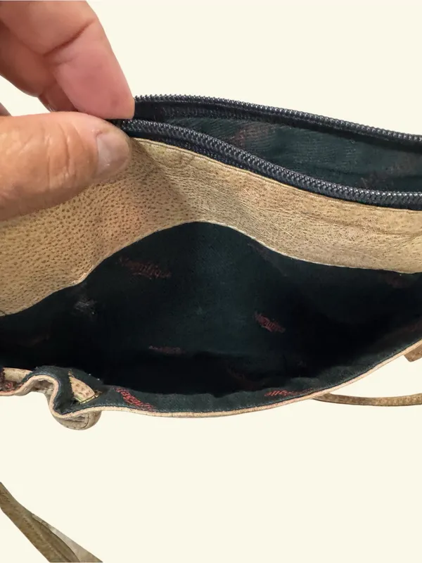 Magnifique Vintage Abstract Hand Painted Genuine Leather Flap Crossbody Bag - Image 11