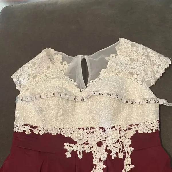 Women’s Ivory Lace Top Chiffon V-Neck with Cap Sleeves Formal Dress Size 18 - Image 10