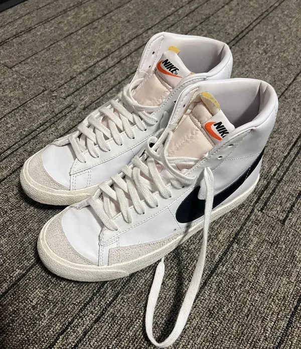 Blazers - Image 2