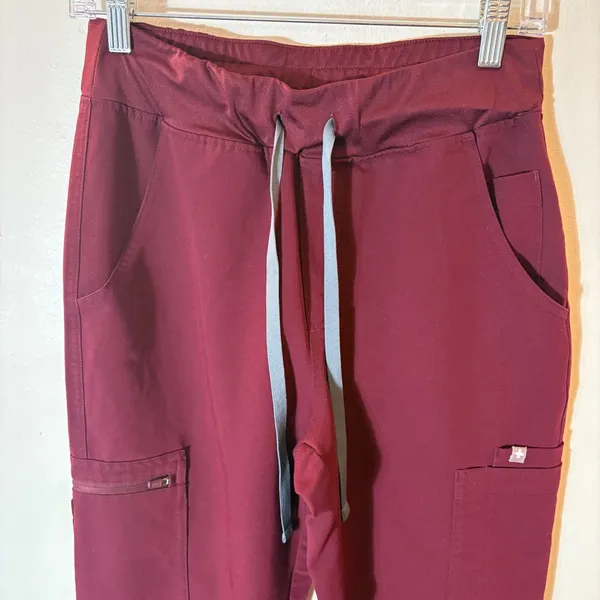 FIGS Technical‎ Collection High Waisted Yola Skinny Scrub Pants in Burgundy S - Image 2