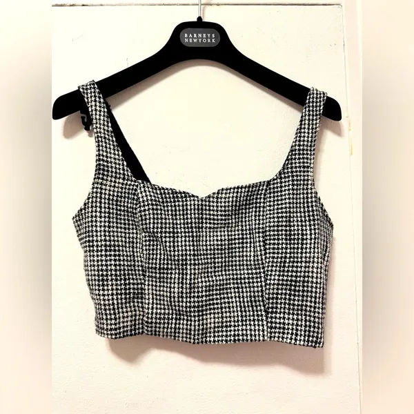NWT $110 Abercrombie & Fitch Herringbone mini skirt and crop top set size small - Image 2