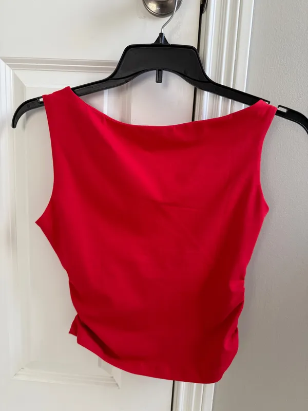 Red off the shoulder top Size M - Image 2