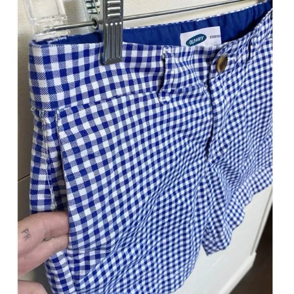 Old Navy Blue & White Patriotic‎ Everyday Gingham Shorts - 6 EUC - Image 10