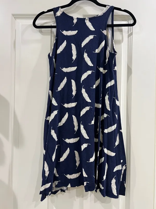 Fighting Eel Sleeveless Feather‑Print Dress – Navy/White – Size XS - Image 4