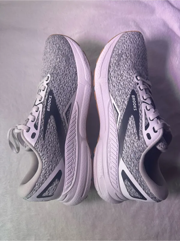 Brooks Running Shoe - Gray, Black, White - Image 8
