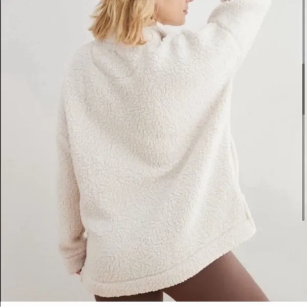 Aerie Sherpa half button sweater with pockets women's size large oversized fit - Image 4