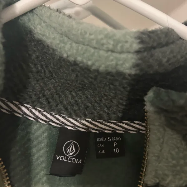 Volcom Green and Black Fleece Pullover - Image 2