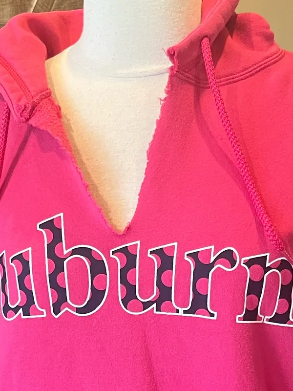 Auburn Pink Pullover Hoodie Size L - Image 10
