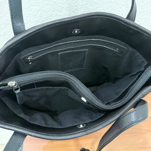 Vintage COACH 6217 Black Neoprene w/ Leather Handle Triple Compartment Tote Bag - Image 10