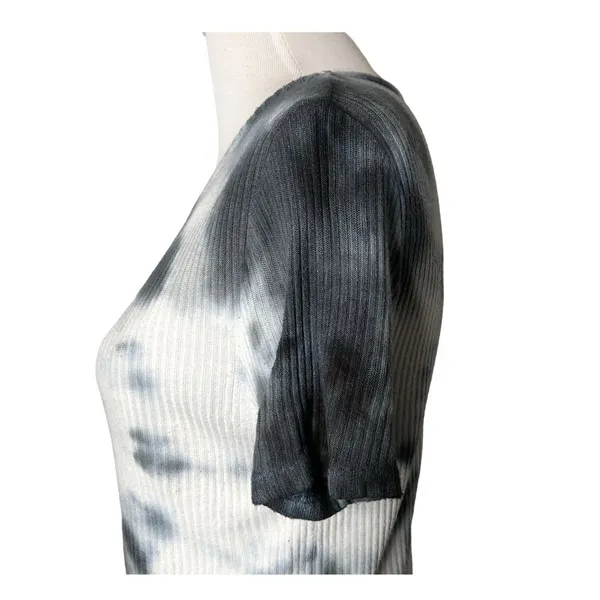 Brandy Melville Tie‎ Dye Crop Top Ribbed Blue Short Sleeve Women Size One Size - Image 9