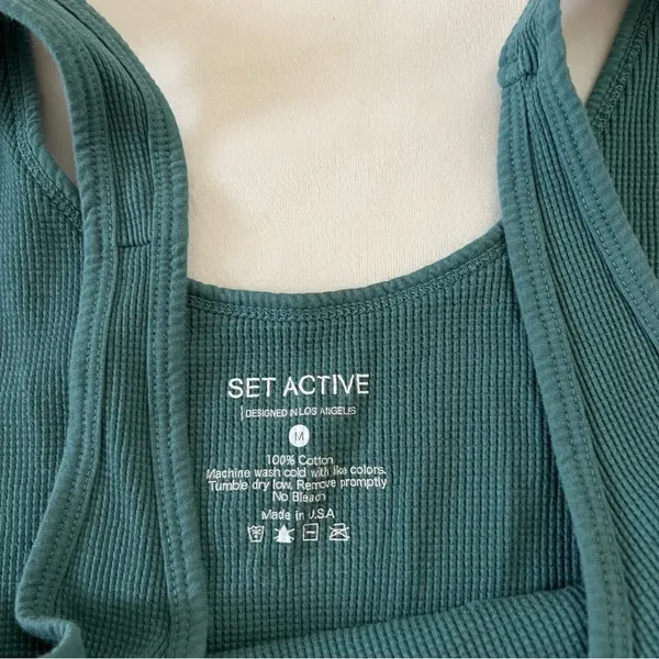 set active crop tank top waffle knit emerald green - Image 5