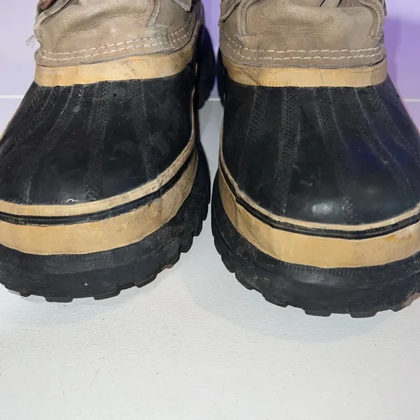 Sorel winter boots wool lining women’s size 6 - Image 7
