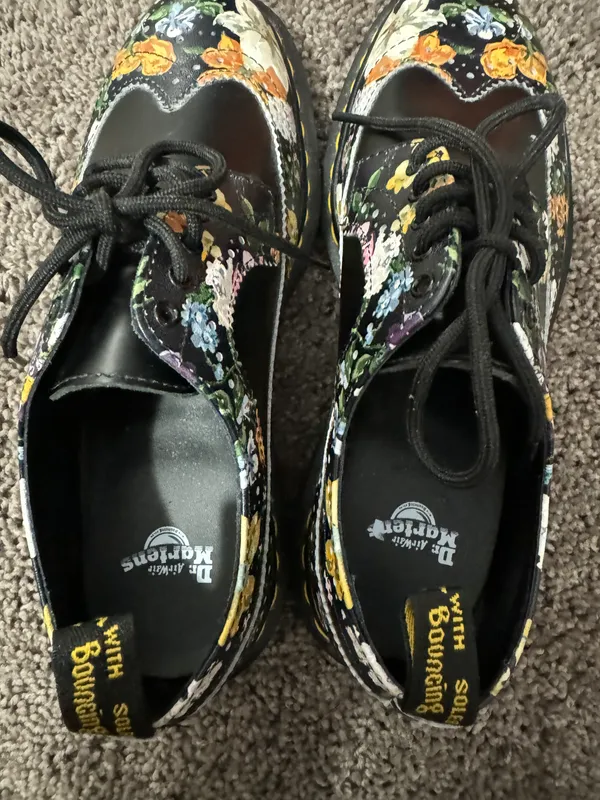 Dr Martens Women's 3989 Darcy Floral Oxford Black - Image 6