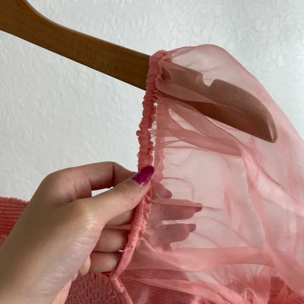 Alice + Olivia | Eliana Smocked Crop Top - Image 6