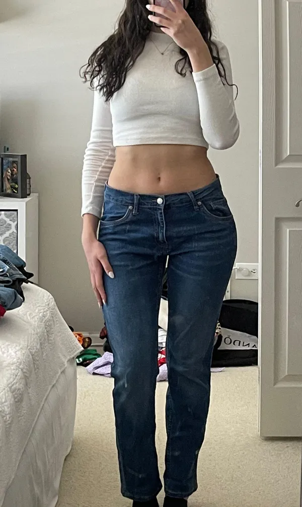 Levi's Low-Rise Jeans - Image 2
