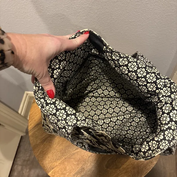 FOSSIL Vintage Women's Shoulder Bag Purse‎ ~HOBO~Black And Cream~Quilted~Floral - Image 11