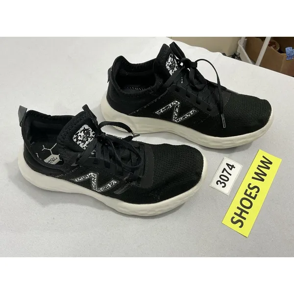 Womans New Balance Fresh Foam SPT Size 7.5 Lace Up Black Running Sneakers - Image 2