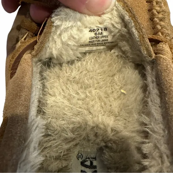 Minnetonka Shearling‎ Moccasins Size 6 Leather Lined Slippers - Image 2