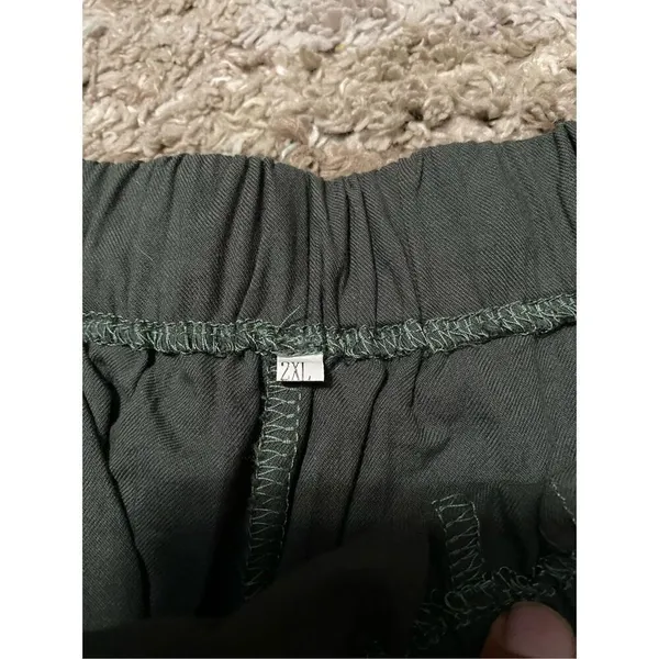 Boutique Olive Elastic Waist Shorts Size 2X NWOT - Image 4