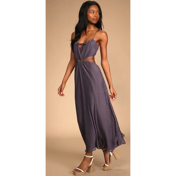 Lulus Dusty Purple Plisse‎ O-Ring Cutout Maxi Dress Womens Medium Smocked Back - Image 2