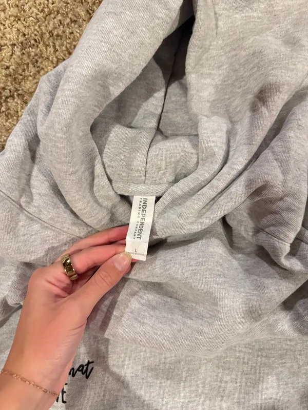 Hoodie Gray Size L - Image 2