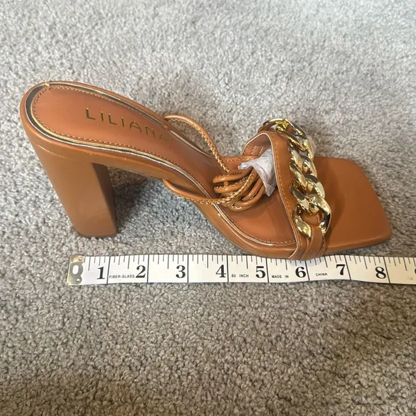 Women’s Liliana Mabel-17 Chunky Gold Tone Chain Lace Up Heel Size 7 NEW - Image 10