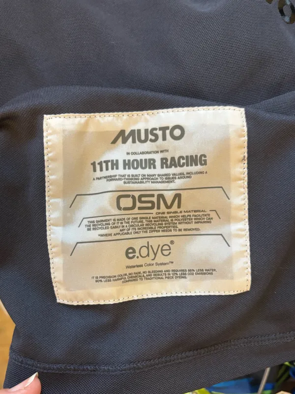 NWT Musto Women's Evolution Newport OSM 11th Hour Racing Tee sz 8 - Image 6
