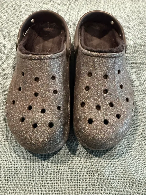 CROCS Glitter Classic Clog - Sparkle Charcoal - Image 3