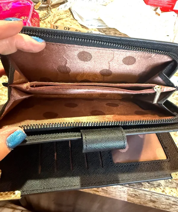 Black Wallet - Image 6